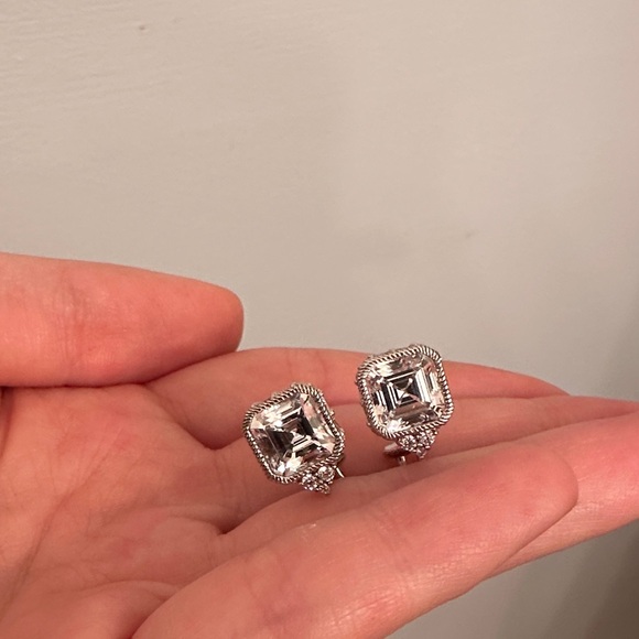 Judith Ripka Elegant Silver Stud Earrings - Picture 2 of 8